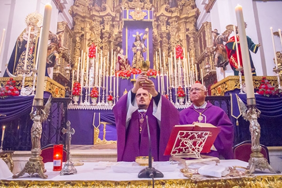 El Padre Juan Enrique Sánchez, en el Quinario a Nuestro Padre Jesús Nazareno / Trekant Media